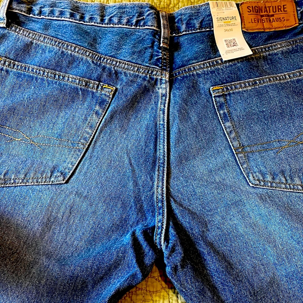 Levi’s Signature Gold Relaxed Jeans 34 X 30” 100% Cotton